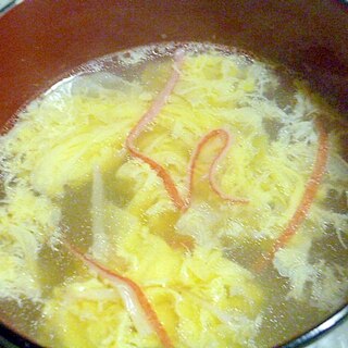シャンタンで簡単♪カニカマとたまごの中華スープ